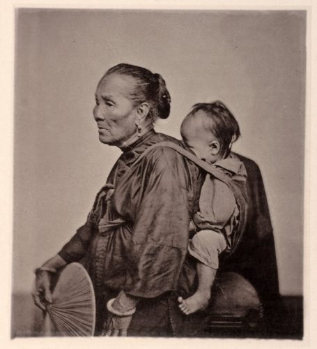 3-Pun-Lun-Woman-and-Child